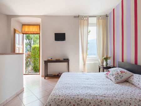 Wohn- Schlafzimmer