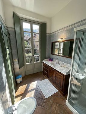 2. Badezimmer