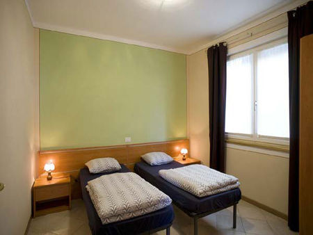 2. Schlafzimmer