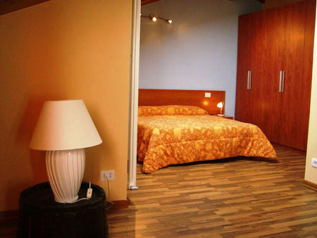 4. Schlafzimmer
