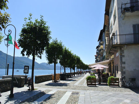 Uferpromenade gleich vor dem Haus
