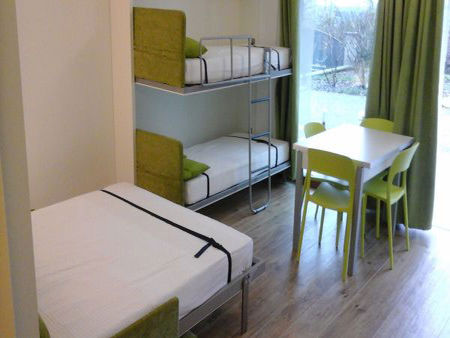 Ausziehbares Doppelbett