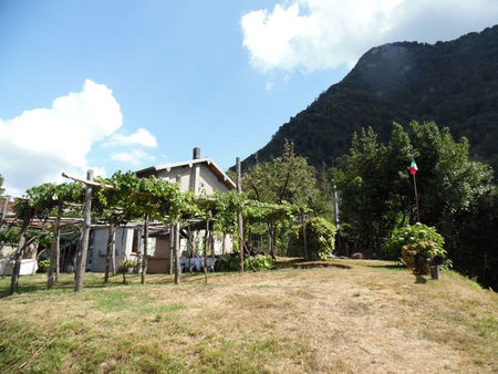 Das Haus und das private Grundst�ck