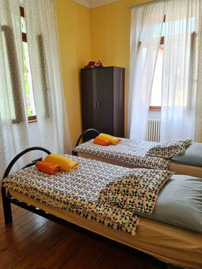 2. Schlafzimmer