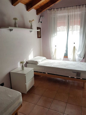 2. Schlafzimmer