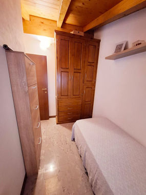 2. Schlafzimmer