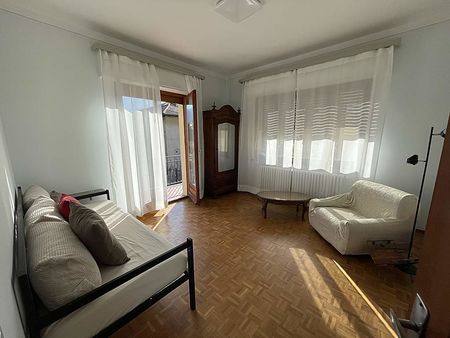 Wohnraum mit Schlafm�glichkeit