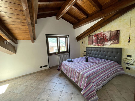 2. Schlafzimmer