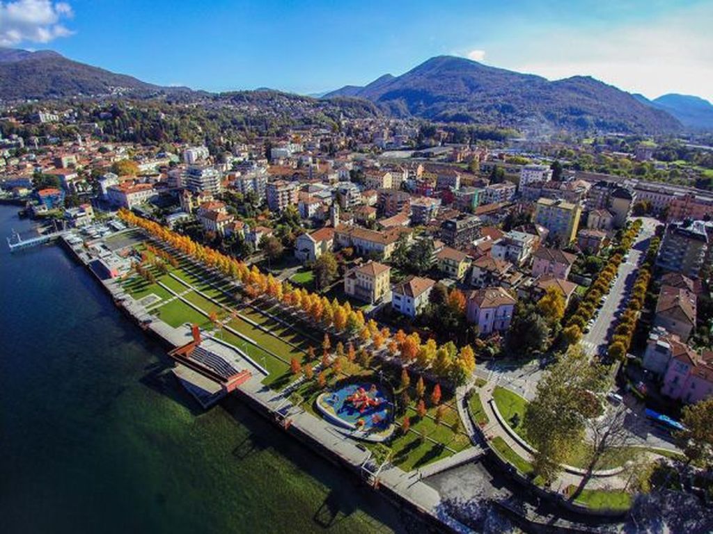 Luino Promenade von oben